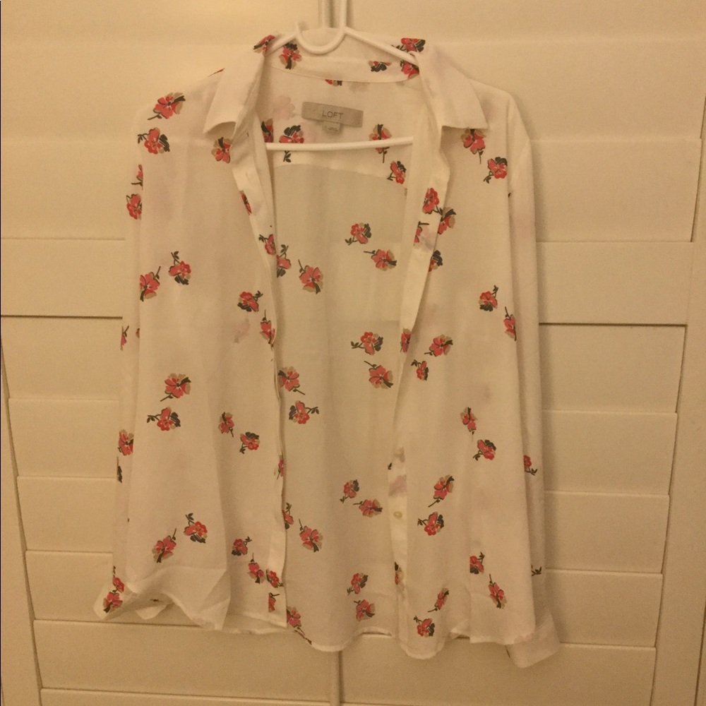LOFT buttons up blouse